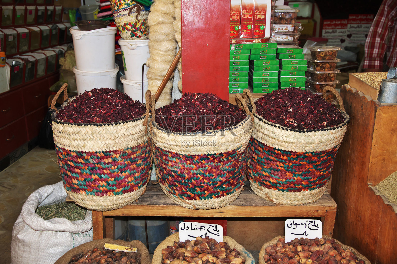 埃及卢克索市的当地市场照片摄影图片