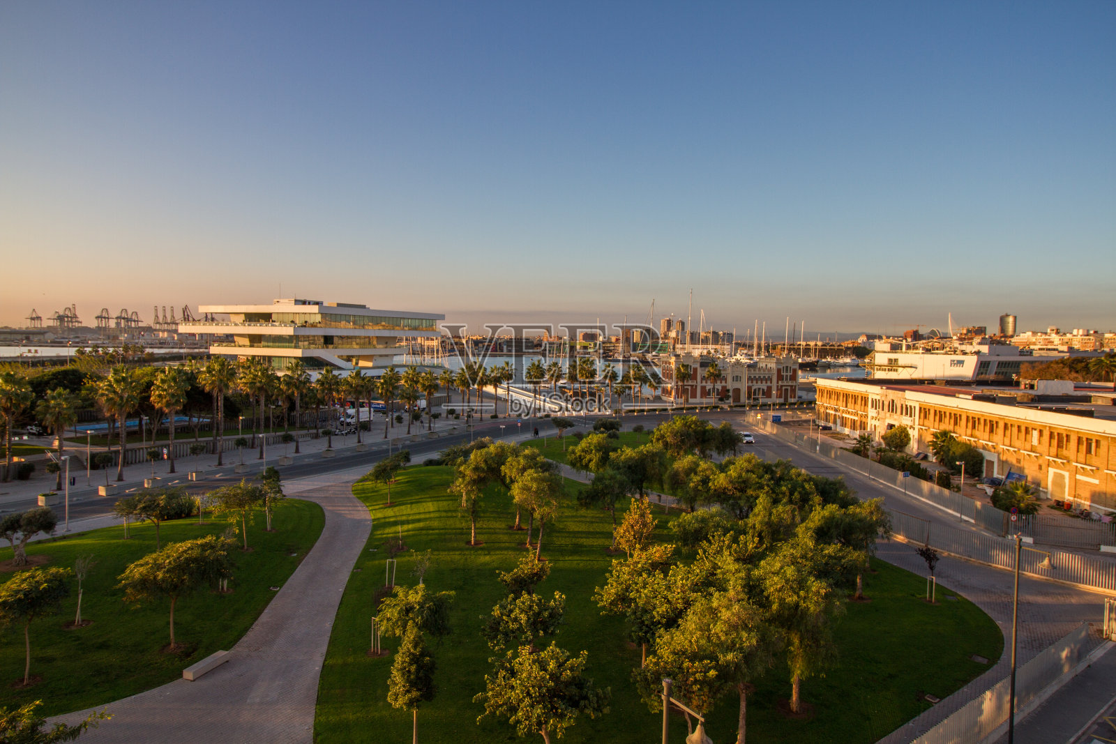 西班牙瓦伦西亚港照片摄影图片