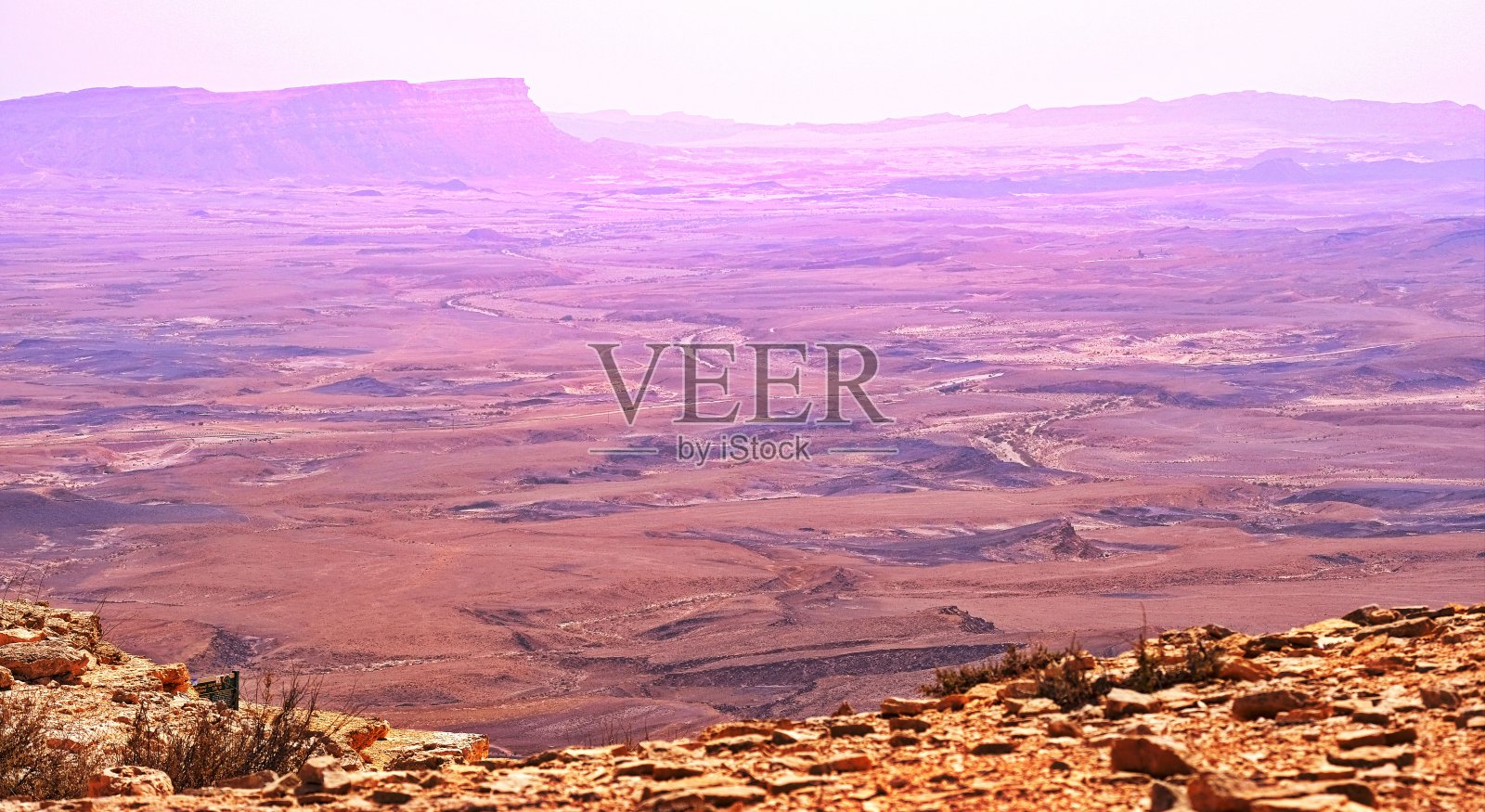 米兹佩拉蒙陨石坑照片摄影图片