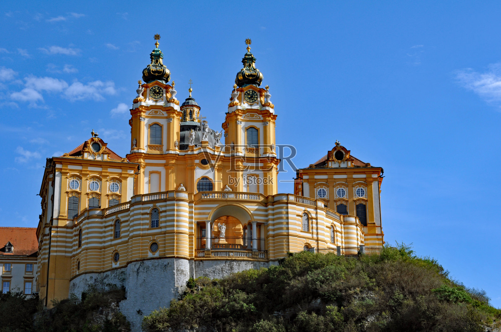 奥地利多瑙河上的梅尔克修道院照片摄影图片