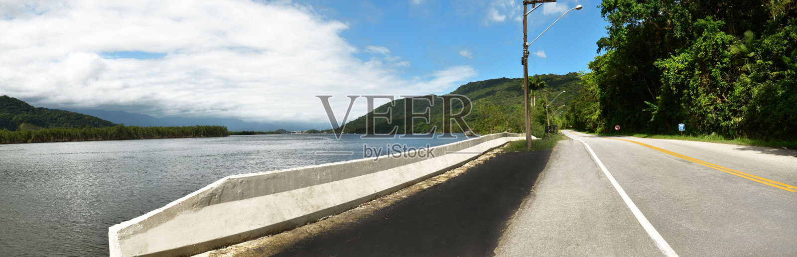 全景码头船-瓜鲁贾<e:1> -巴西照片摄影图片