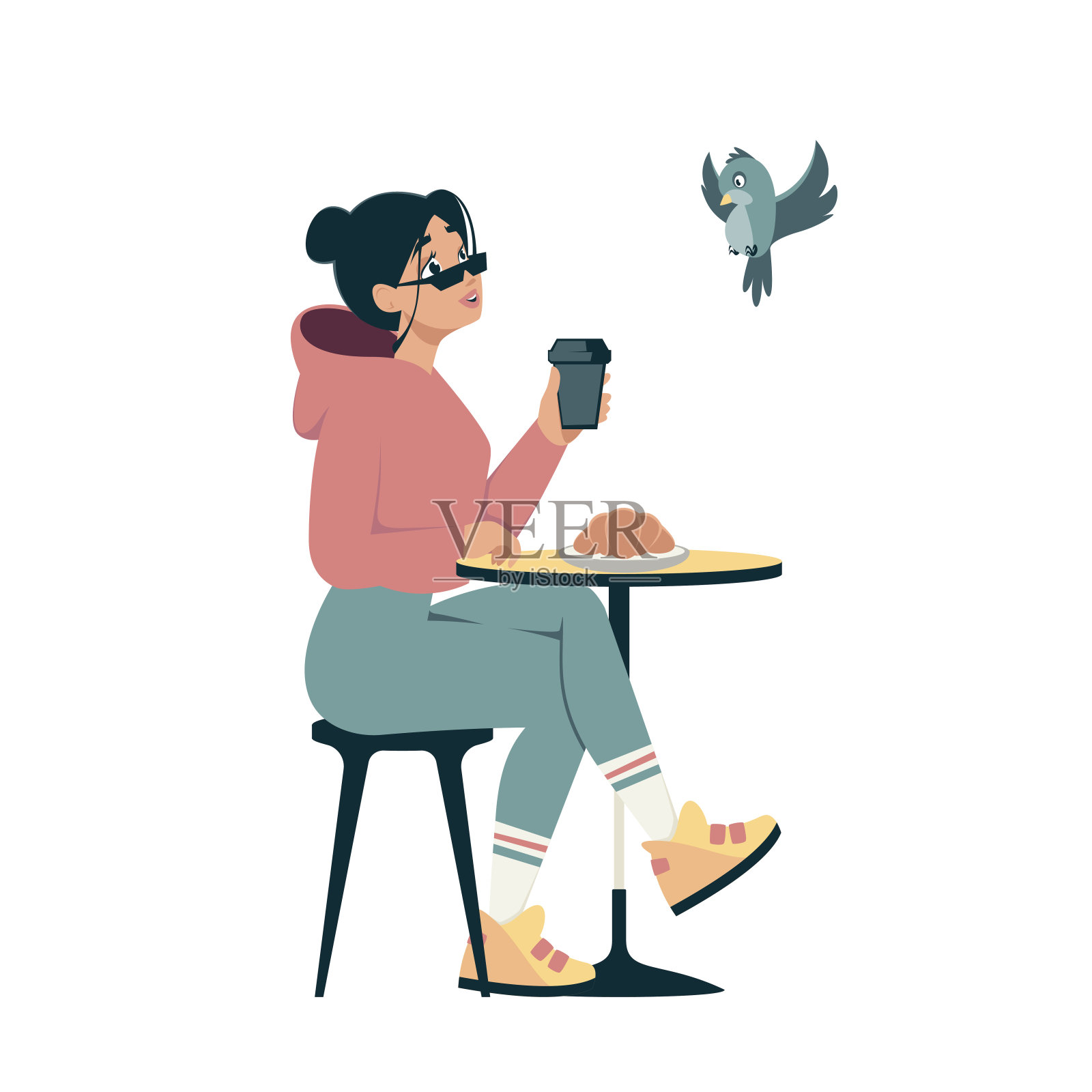 女人在咖啡馆喝咖啡或茶。年轻女子拿着一杯咖啡和牛角面包坐在餐馆的桌子旁，鸟想偷馅饼。休息一下放松一下。早上的时间插画图片素材