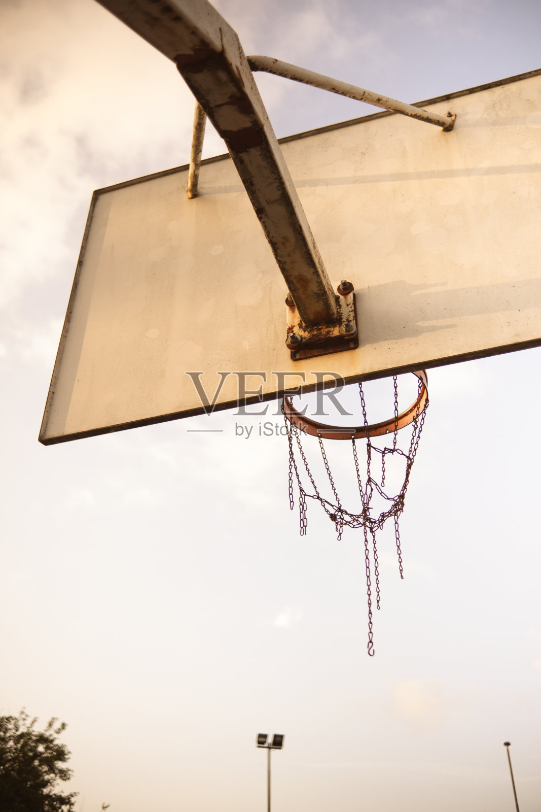 周末在篮球场总是很有趣照片摄影图片