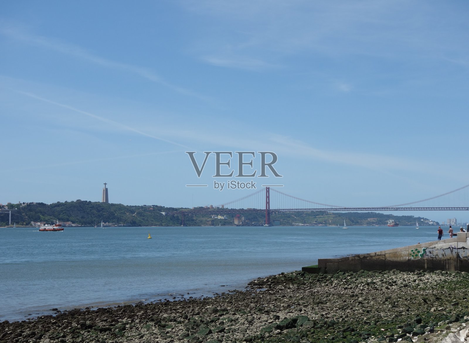 4月25日大桥，里斯本，葡萄牙照片摄影图片