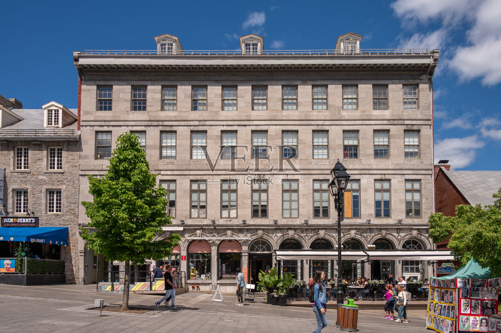 雅克·卡地亚广场美丽的建筑照片摄影图片