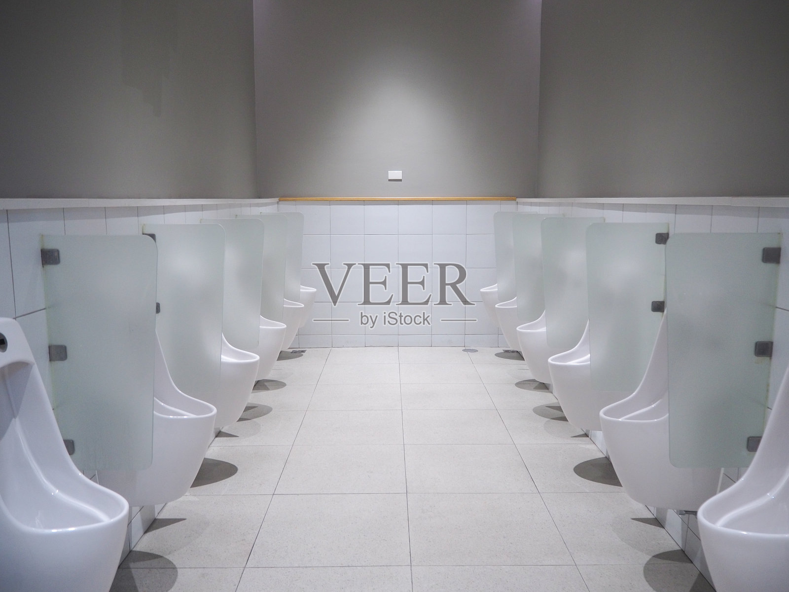 男人的浴室照片摄影图片