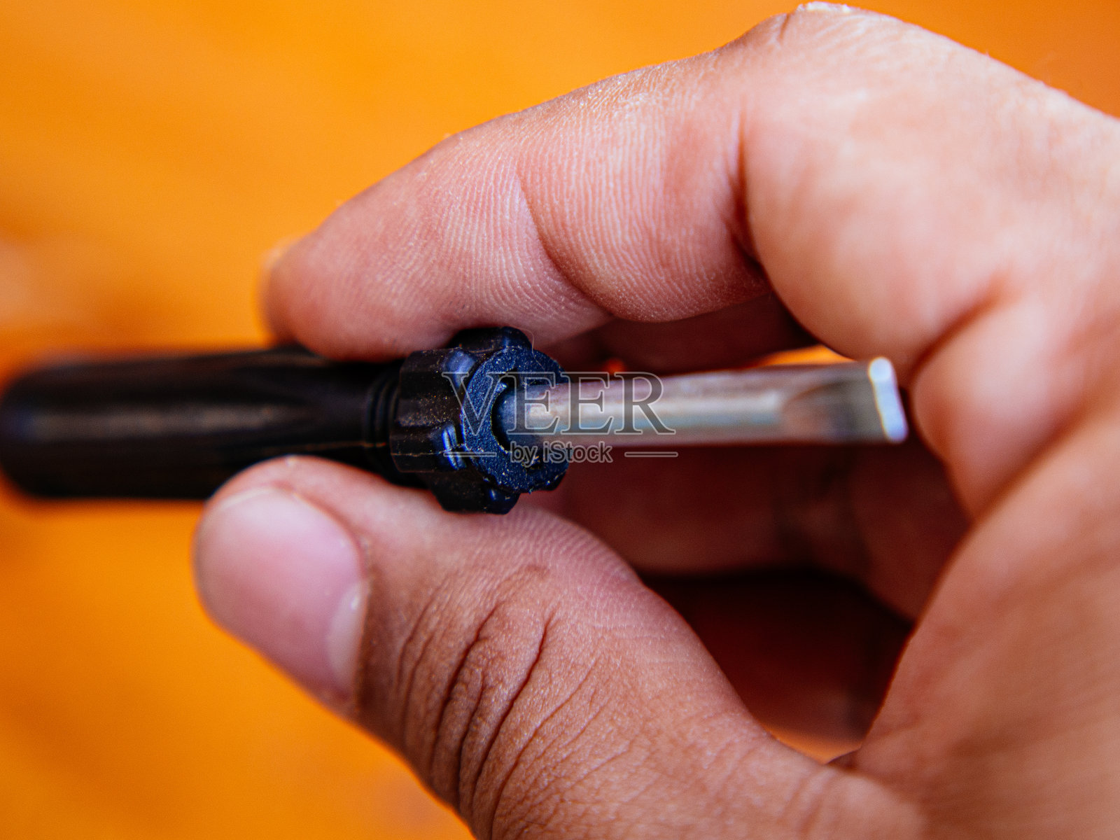 黑色小螺丝刀照片摄影图片