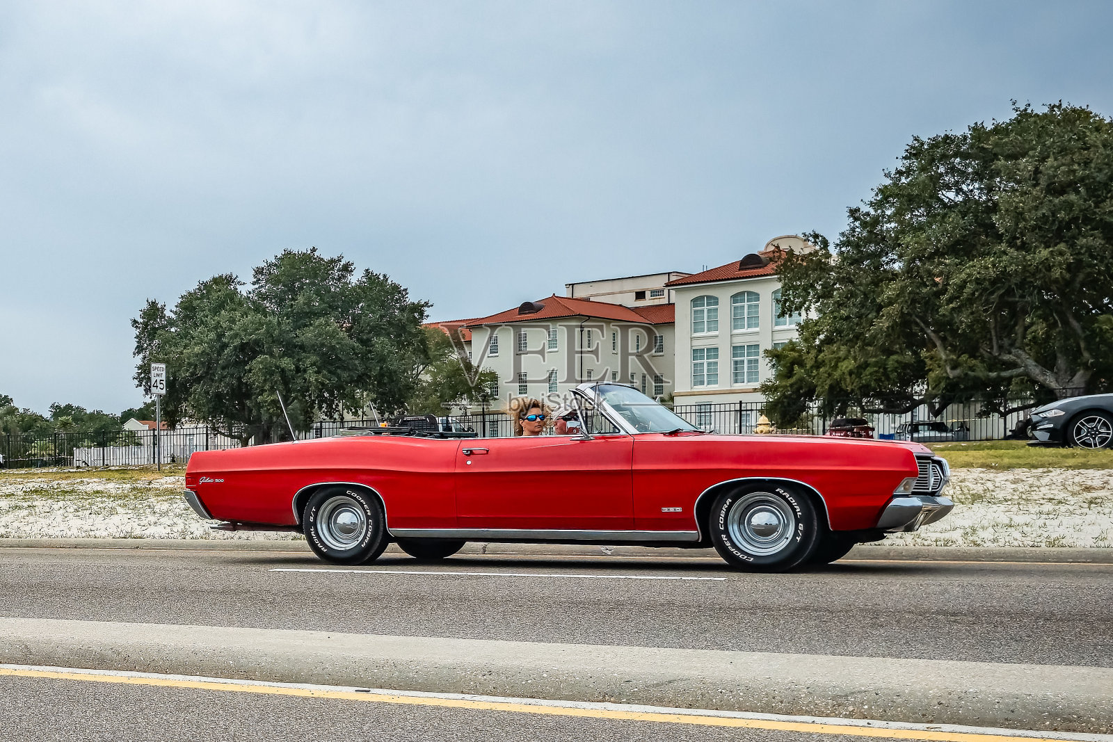 1968年福特银河500敞篷车照片摄影图片