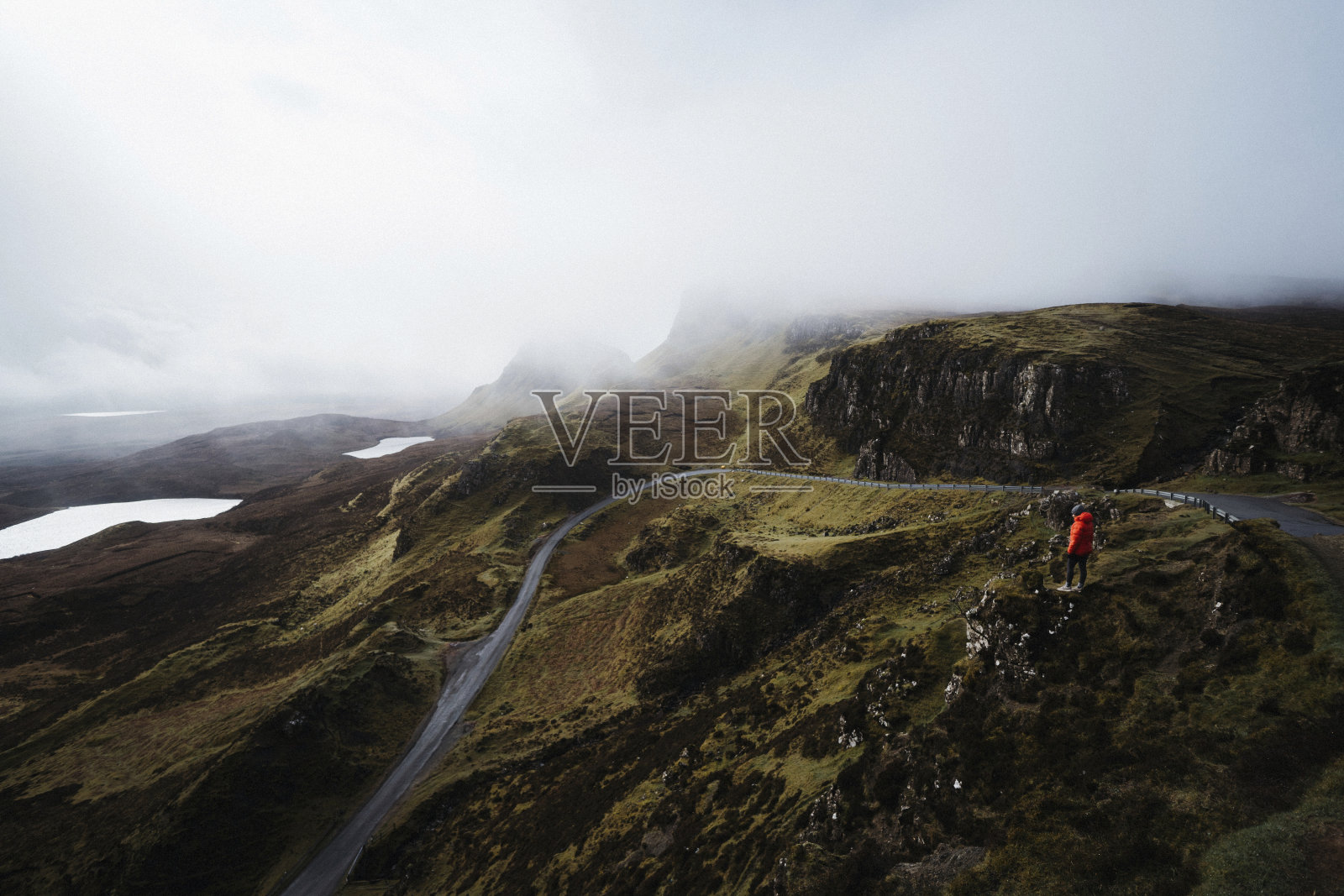 苏格兰斯凯岛奎雷因的女人照片摄影图片