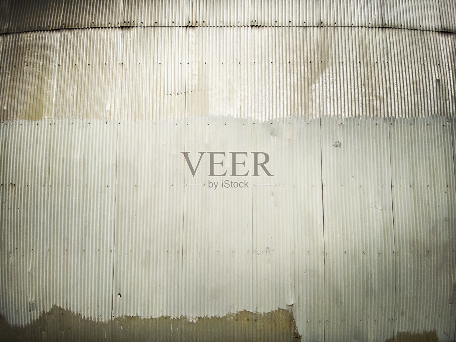 表面粗糙的波纹金属照片摄影图片