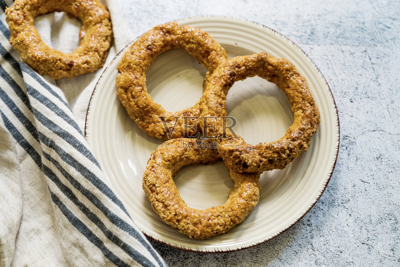 自制燕麦脆饼照片摄影图片