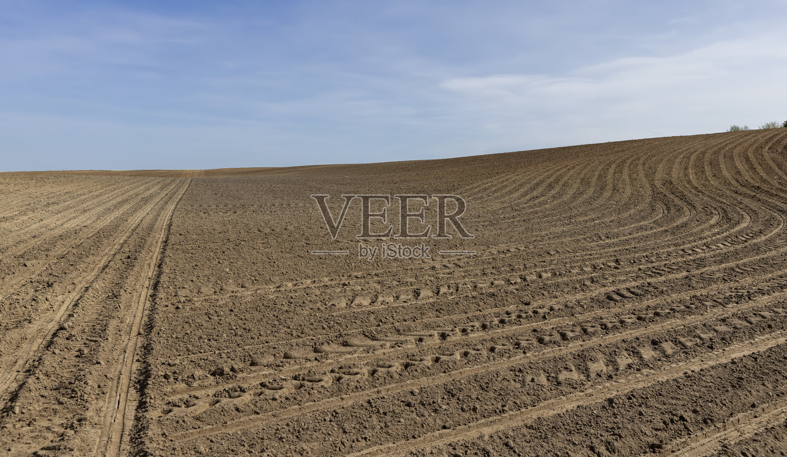 为农业中种植植物准备土壤照片摄影图片