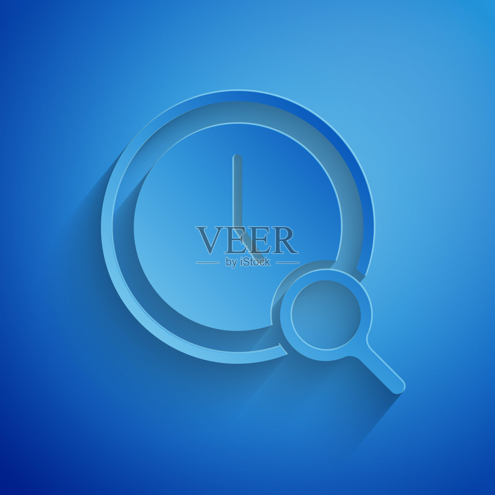 剪纸放大镜与时钟图标隔离在蓝色背景。时钟搜索。纸艺风格。向量插画图片素材