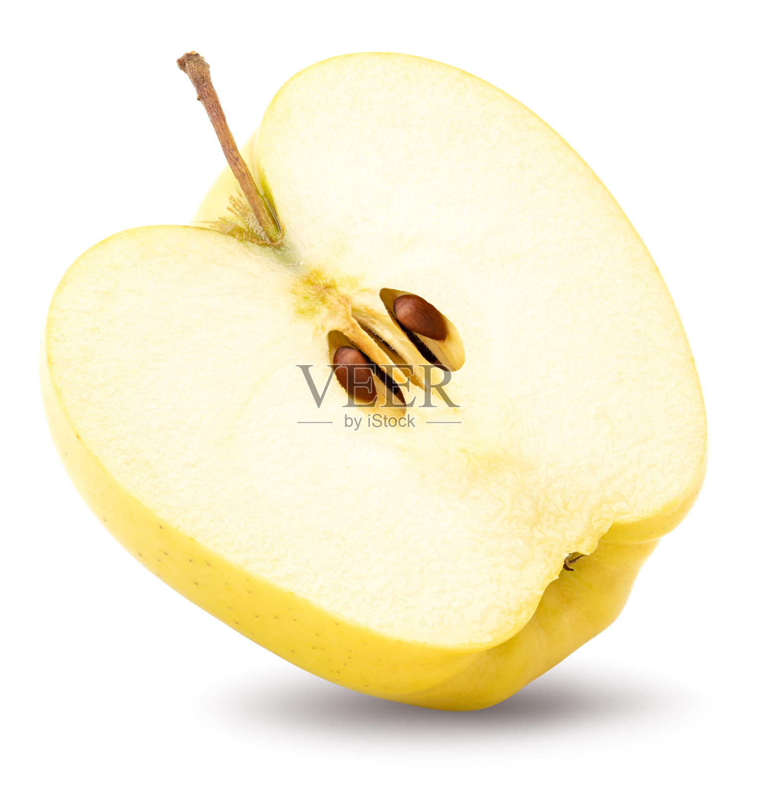 黄苹果的一半孤立在白色背景上。剪切路径照片摄影图片
