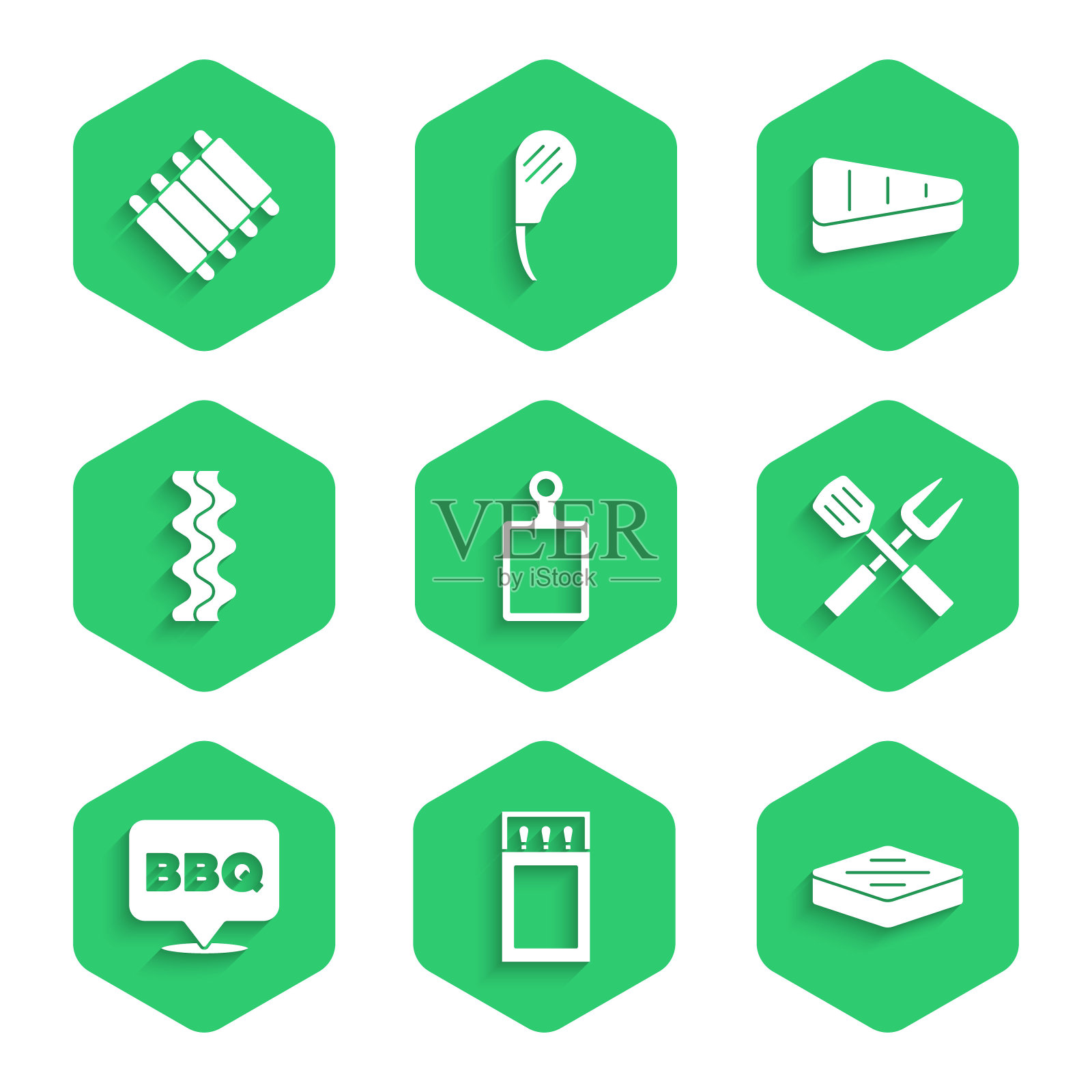 集砧板，火柴盒和火柴，牛排肉，交叉叉刮刀，烧烤，培根条纹，和烤猪肉烧烤排骨图标。向量插画图片素材