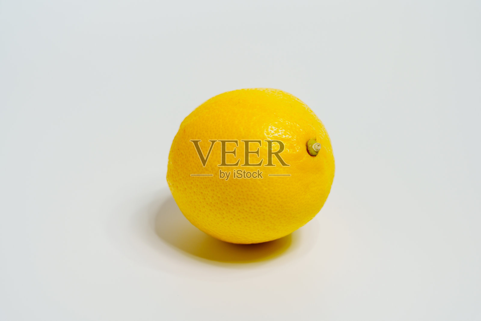 工作室在白色背景上拍摄柠檬照片摄影图片