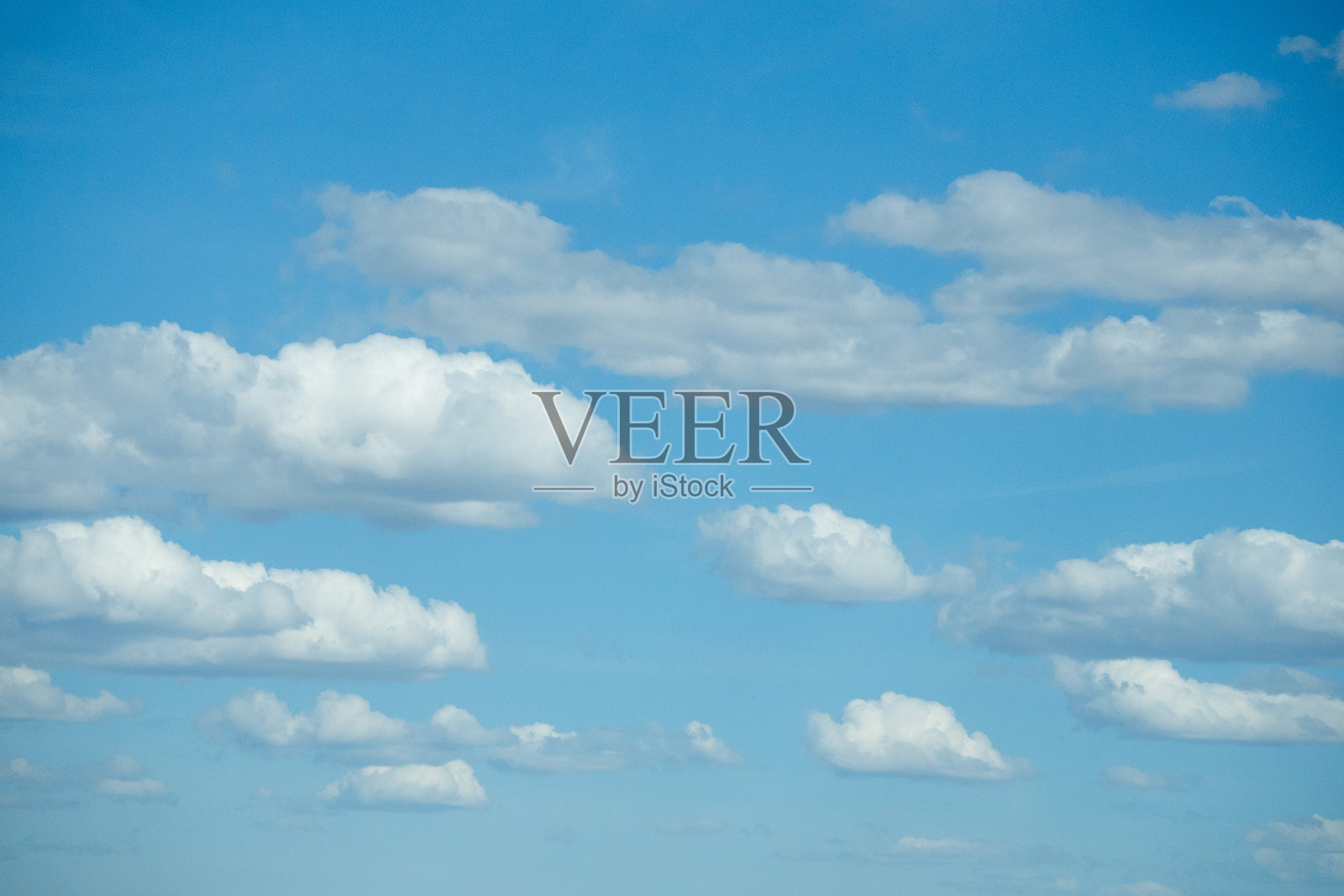 天上的云照片摄影图片