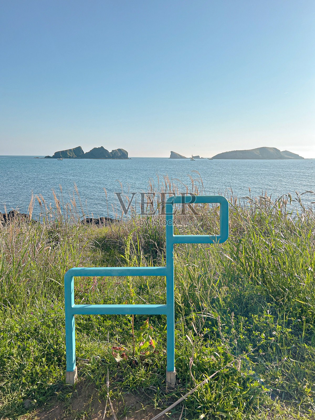 标志着韩国济州岛徒步路线“来路”方向的里程碑照片摄影图片