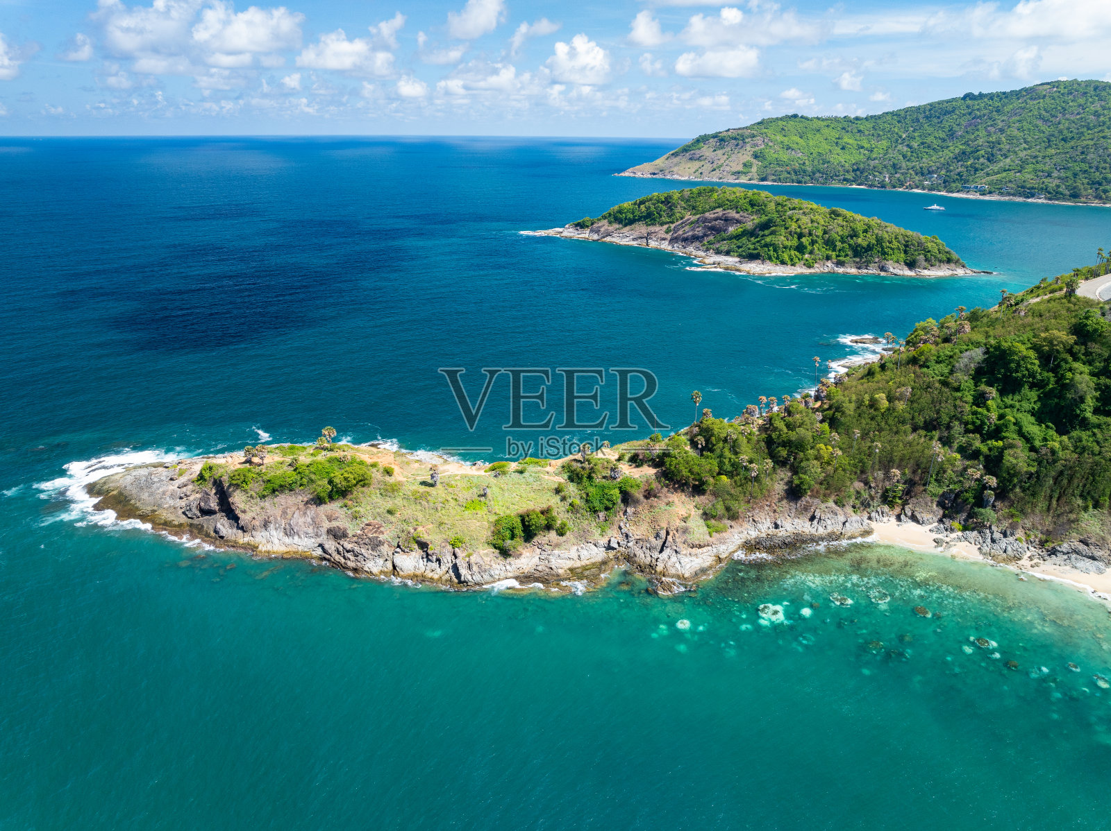 令人惊叹的海景海景和山脉，鸟瞰热带海洋在美丽的普吉岛泰国，旅游和商务旅游网站的背景概念照片摄影图片