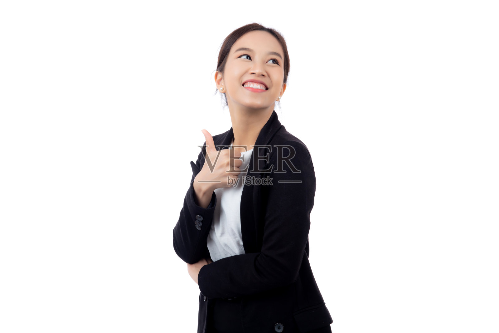 肖像漂亮的女商人站在西装竖起大拇指孤立在白色背景，年轻的亚洲女商人是经理或行政微笑与自信是积极和成功。照片摄影图片