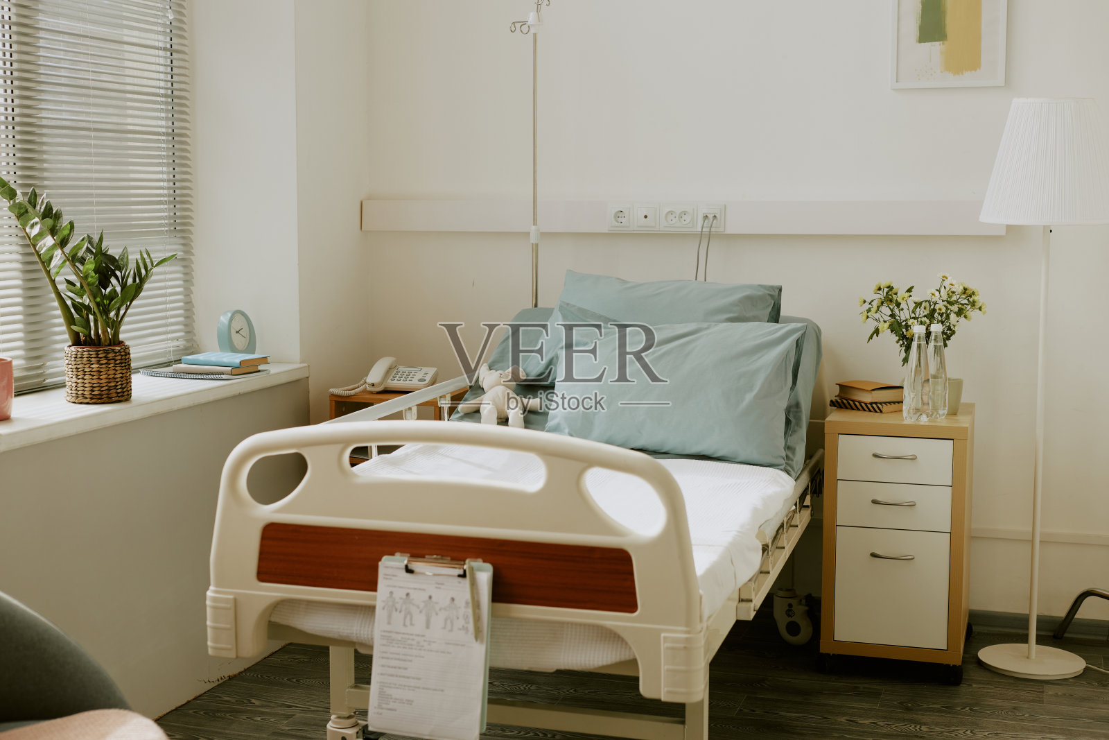 诊所的温馨病房照片摄影图片