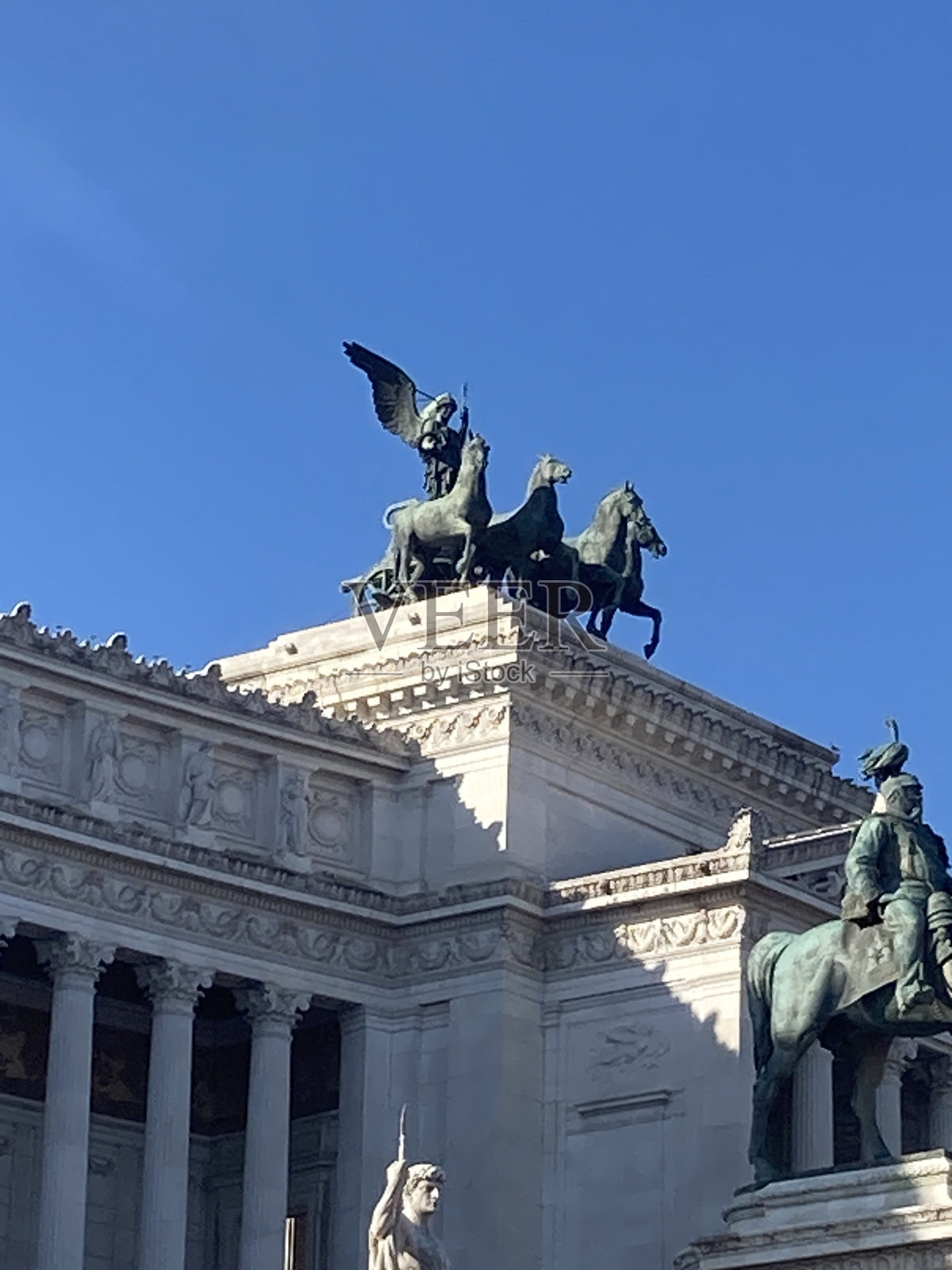 维多利亚诺是罗马的一个宏伟地标，是对意大利统一和建筑宏伟的纪念照片摄影图片