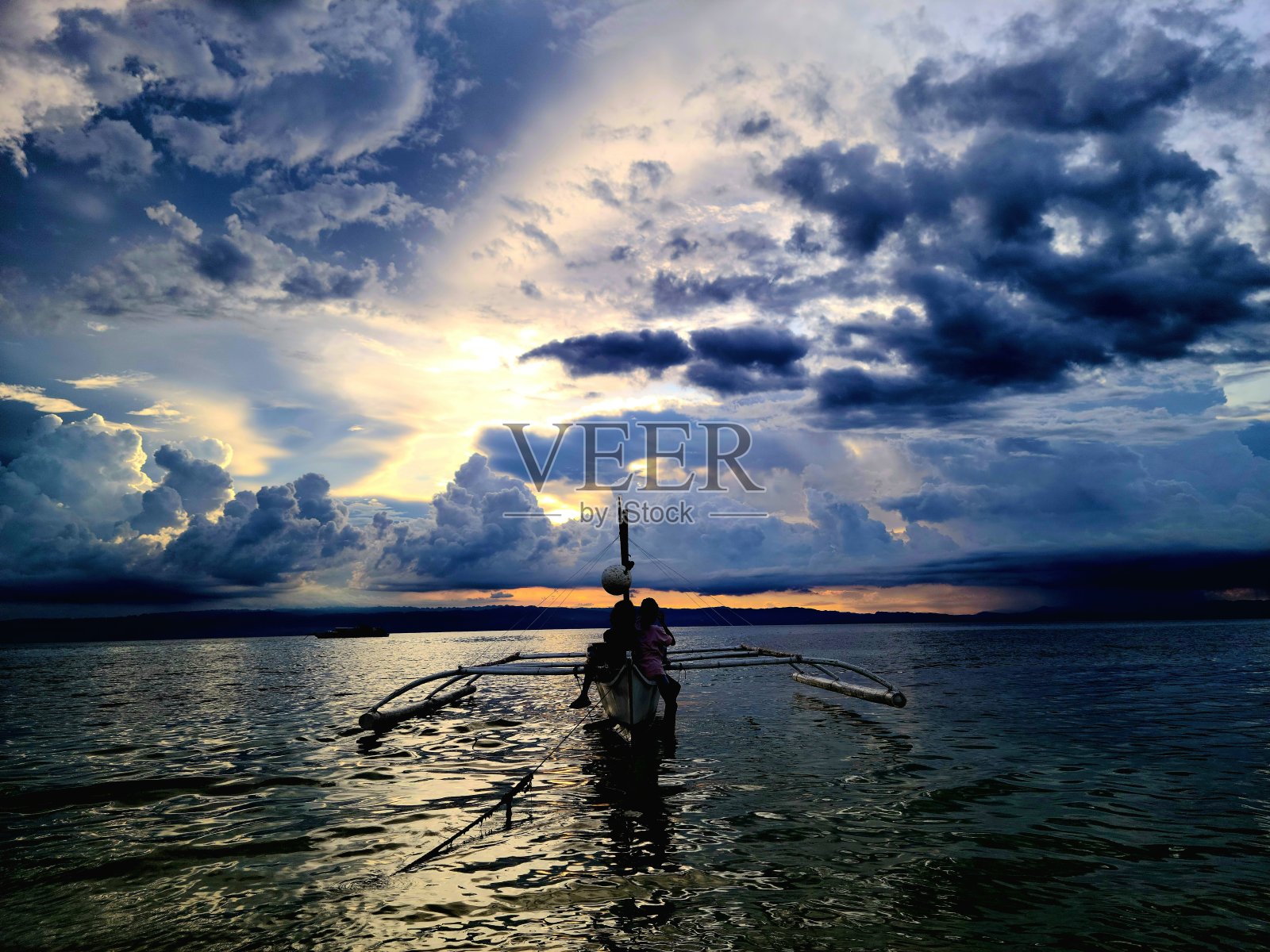 菲律宾薄荷岛美丽的海滩日落照片摄影图片