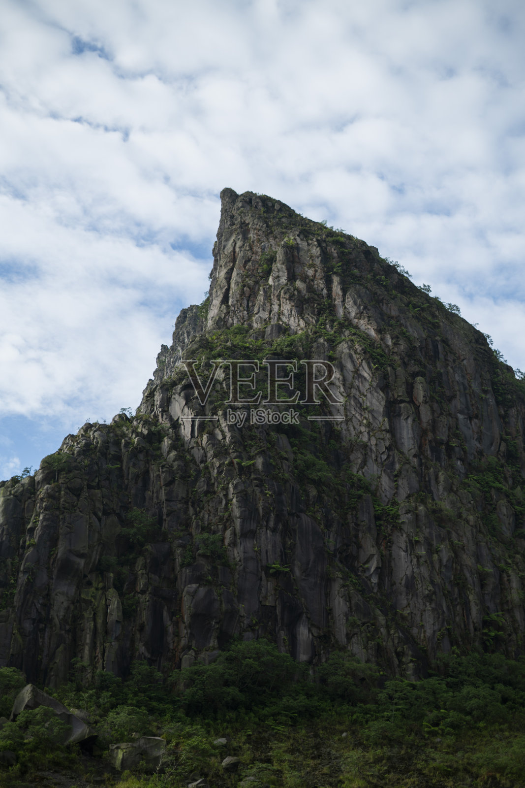 火山口悬崖照片摄影图片