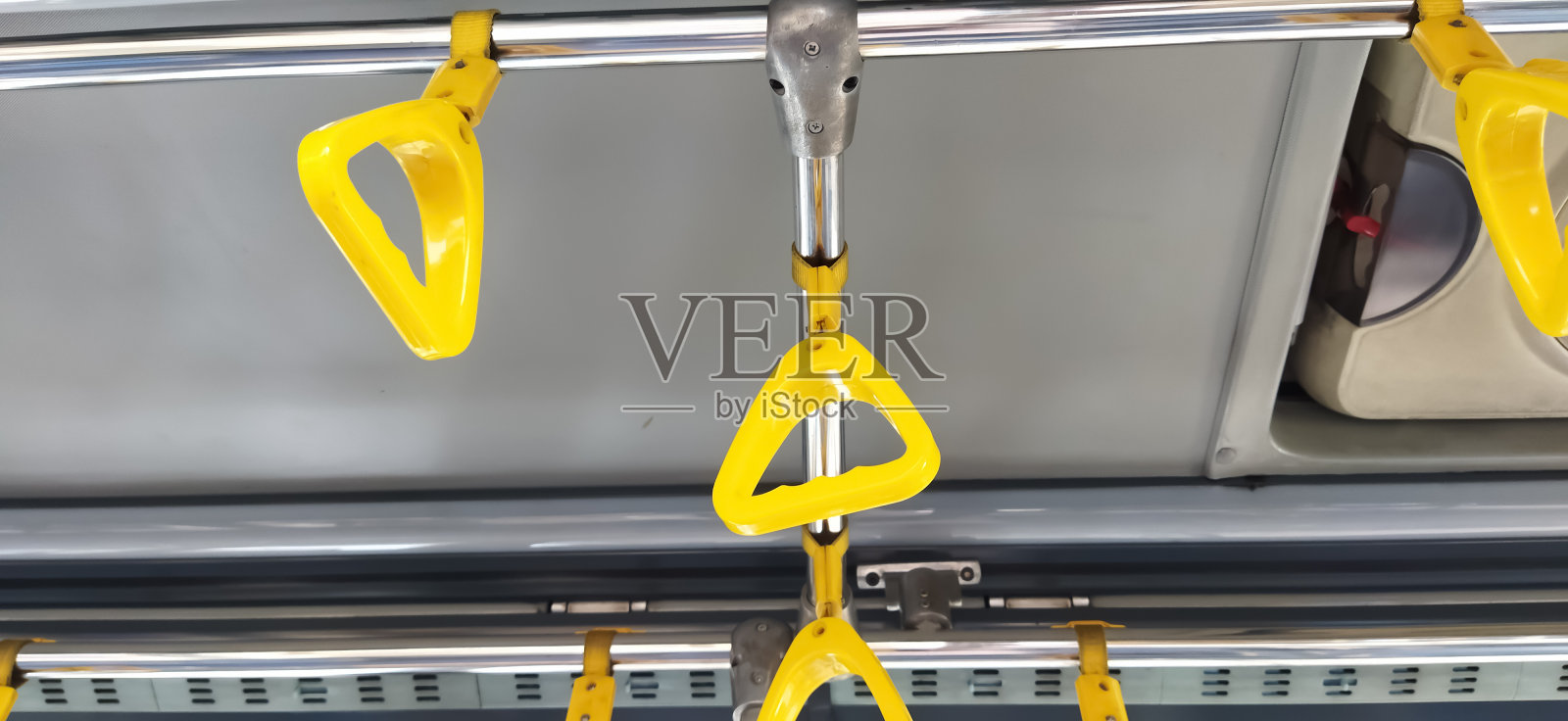 摘要地铁车厢内部模糊背景照片摄影图片