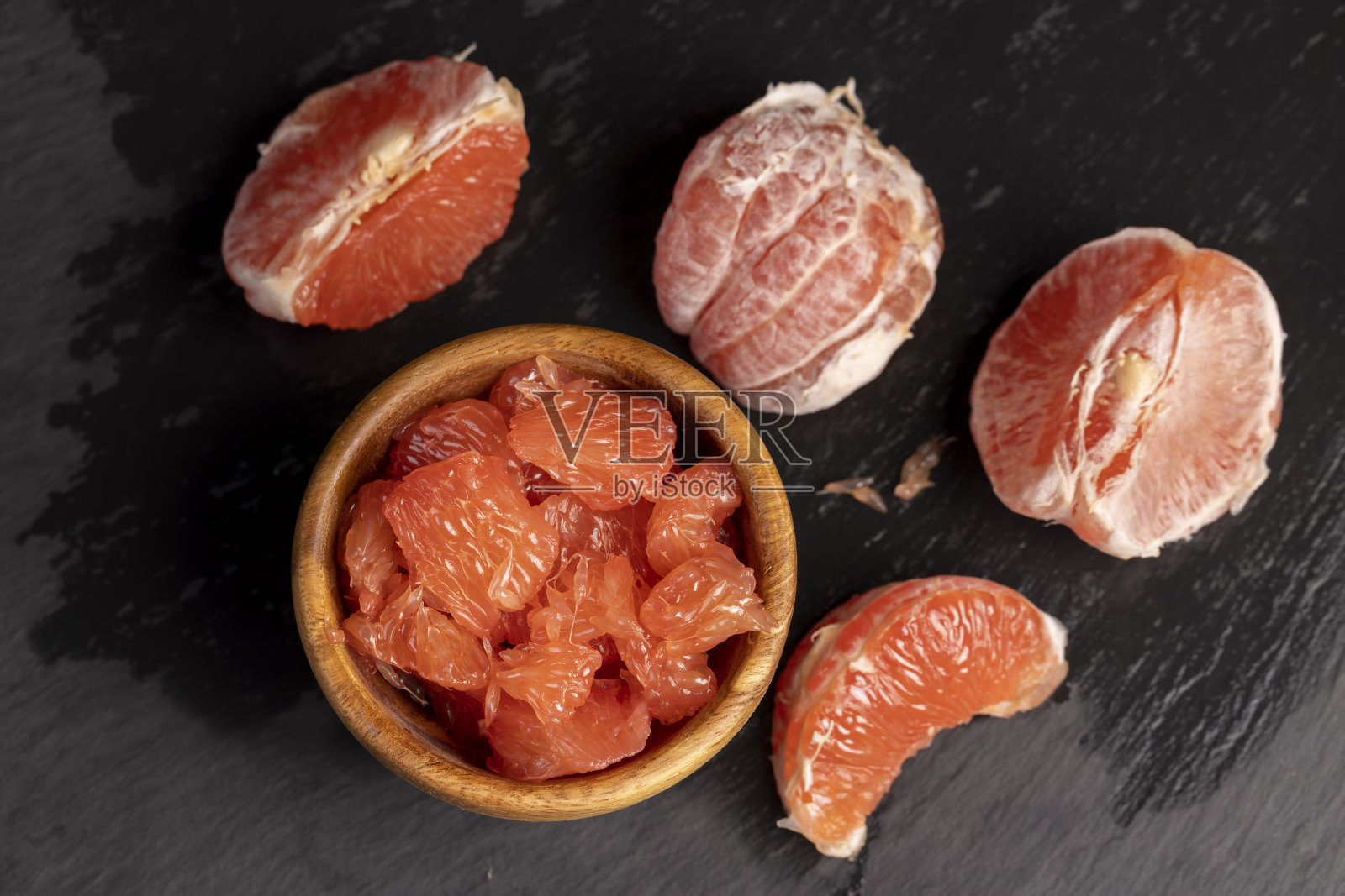 去皮的葡萄柚片特写照片摄影图片