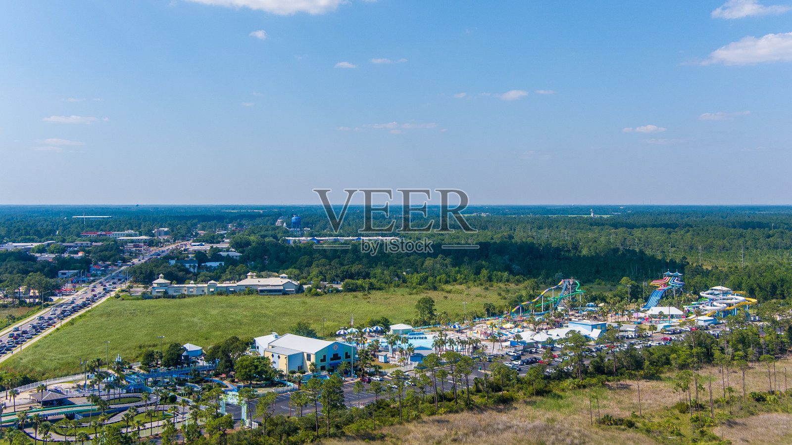 海湾沿岸的美国沃特维尔鸟瞰图照片摄影图片