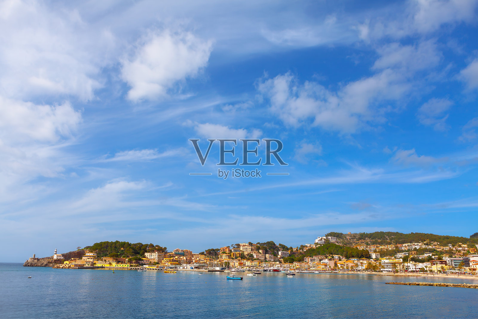 马略卡岛镇的德索勒港照片摄影图片