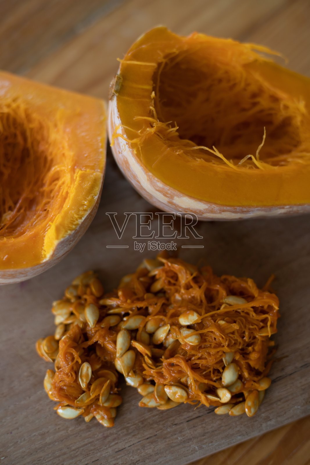 桌子上的南瓜照片摄影图片