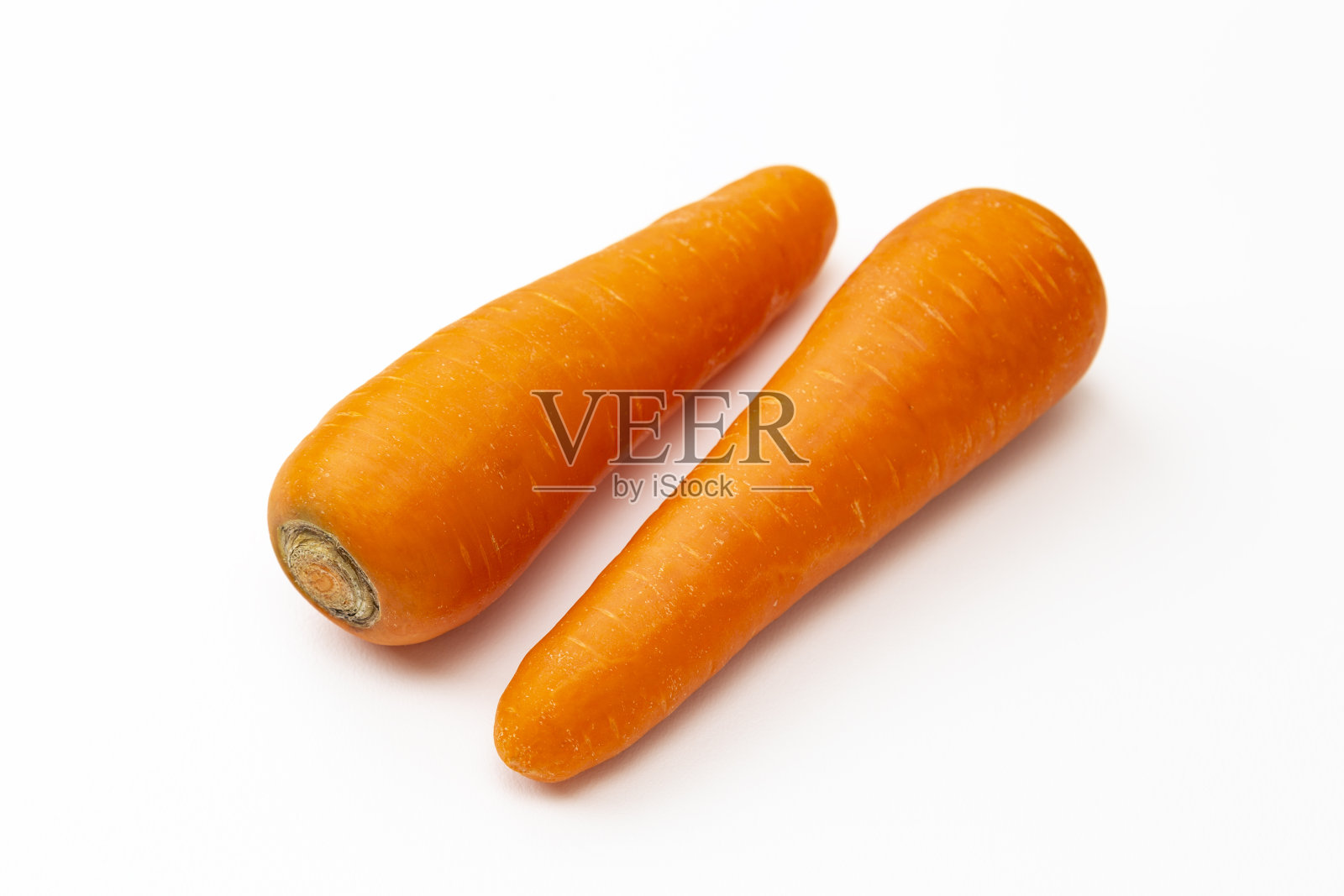 白色背景上的胡萝卜。照片摄影图片