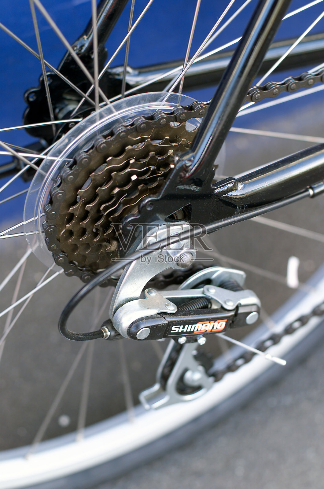 自行车的后换档机构和齿轮照片摄影图片