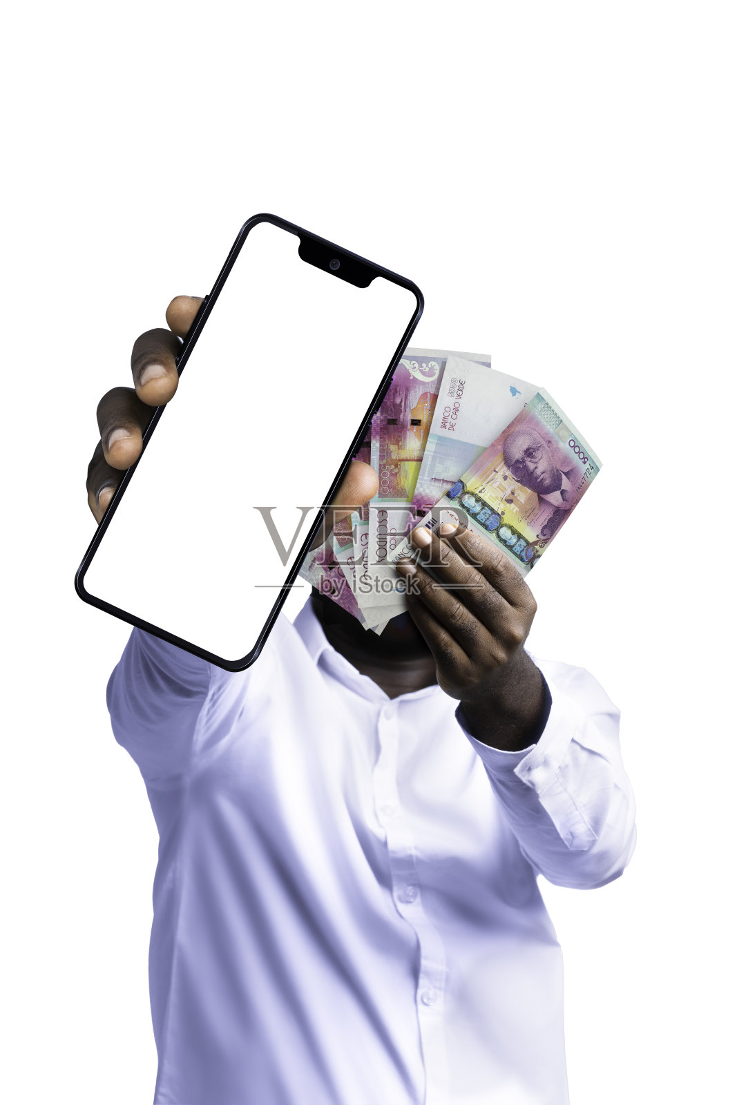 一个黑人拿着佛得角埃斯库多钞票，拿着空白屏幕的手机对着镜头。手握佛得角纸币，3d渲染的钱照片摄影图片