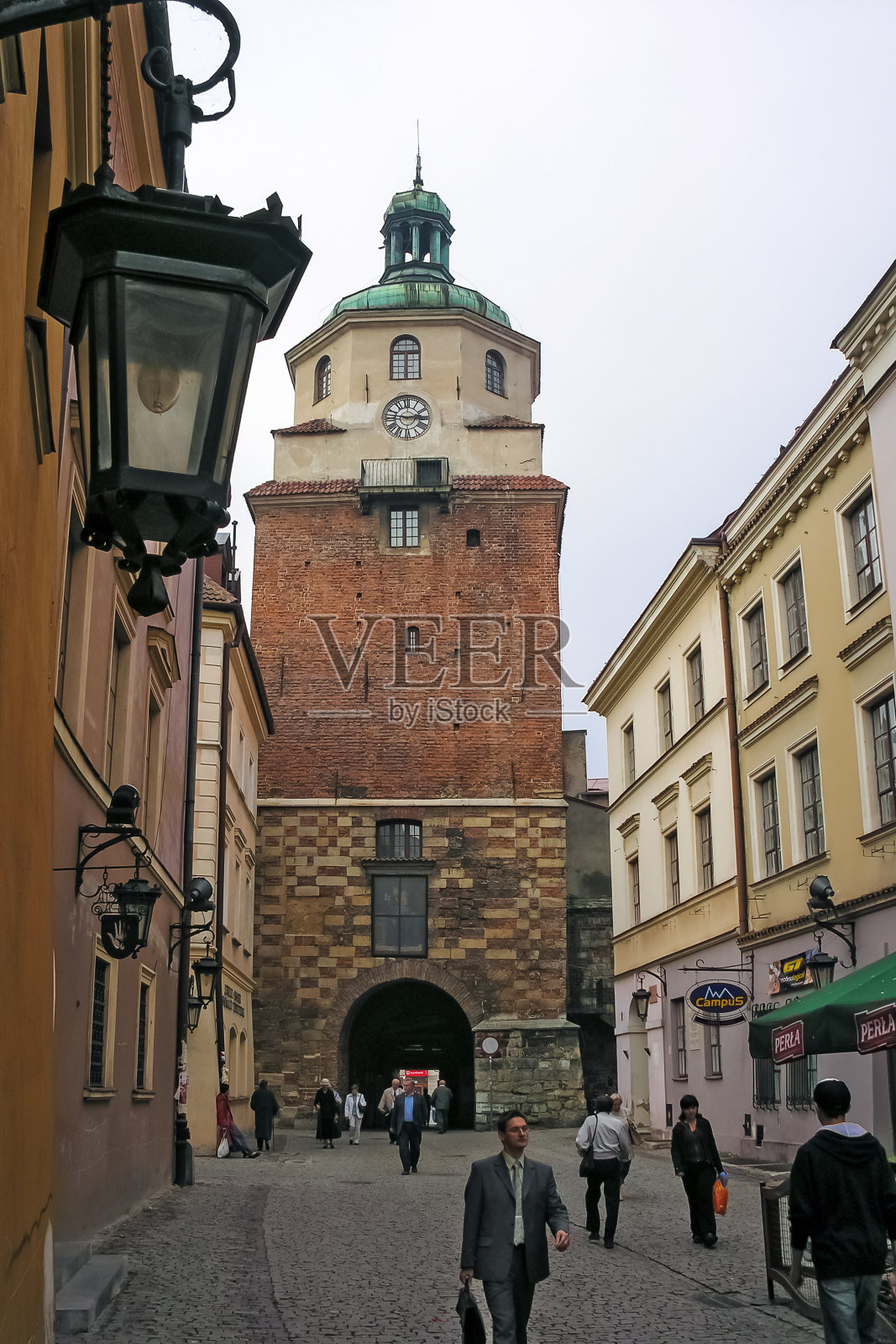 从卢布林的城市穿过克拉科夫门,波兰照片摄影图片