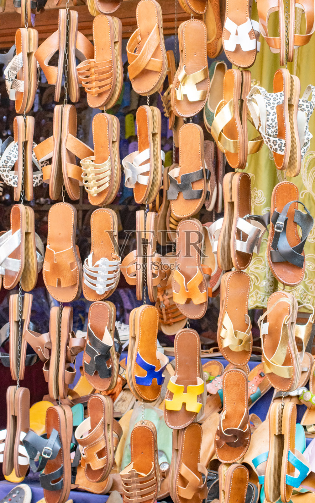 摩洛哥马拉喀什麦地那区的鞋店照片摄影图片