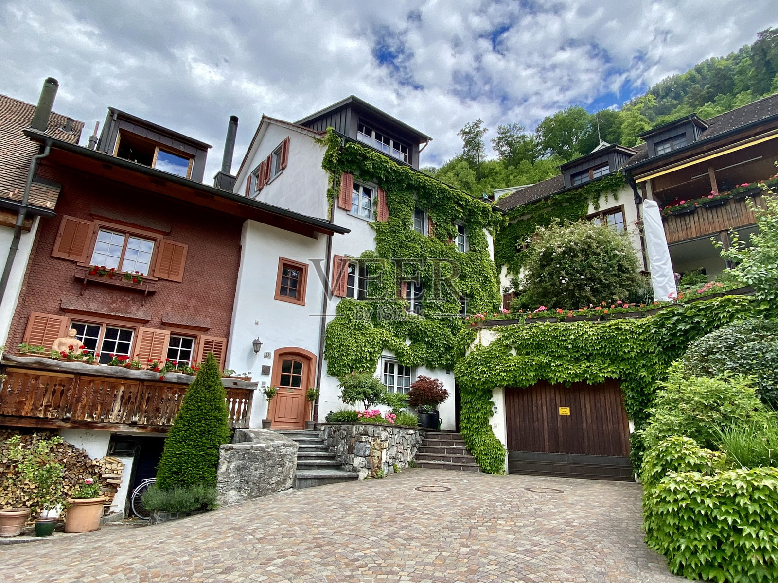 列支敦士登-瓦杜兹-自然和建筑的小角落照片摄影图片