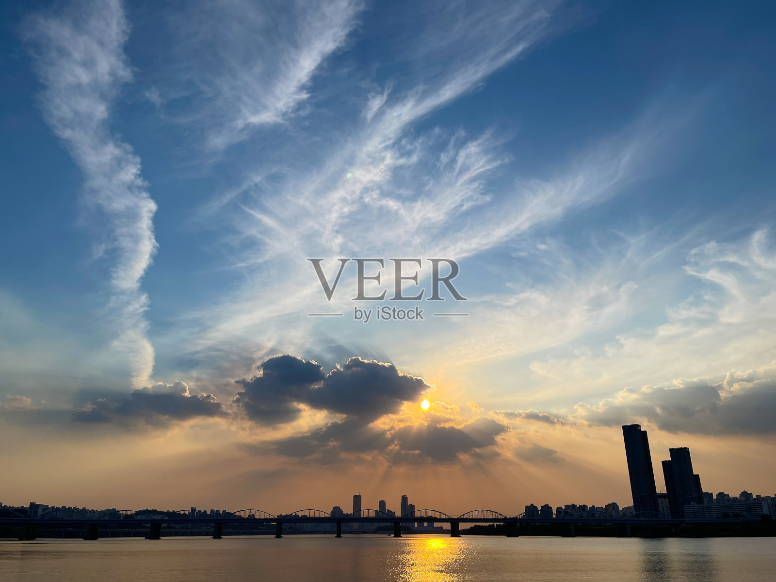 首尔汉江日落照片摄影图片