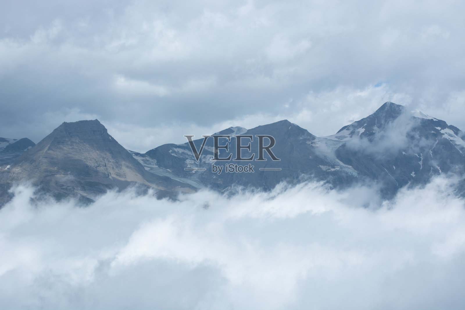 阿尔卑斯山的大格洛克纳全景公路照片摄影图片