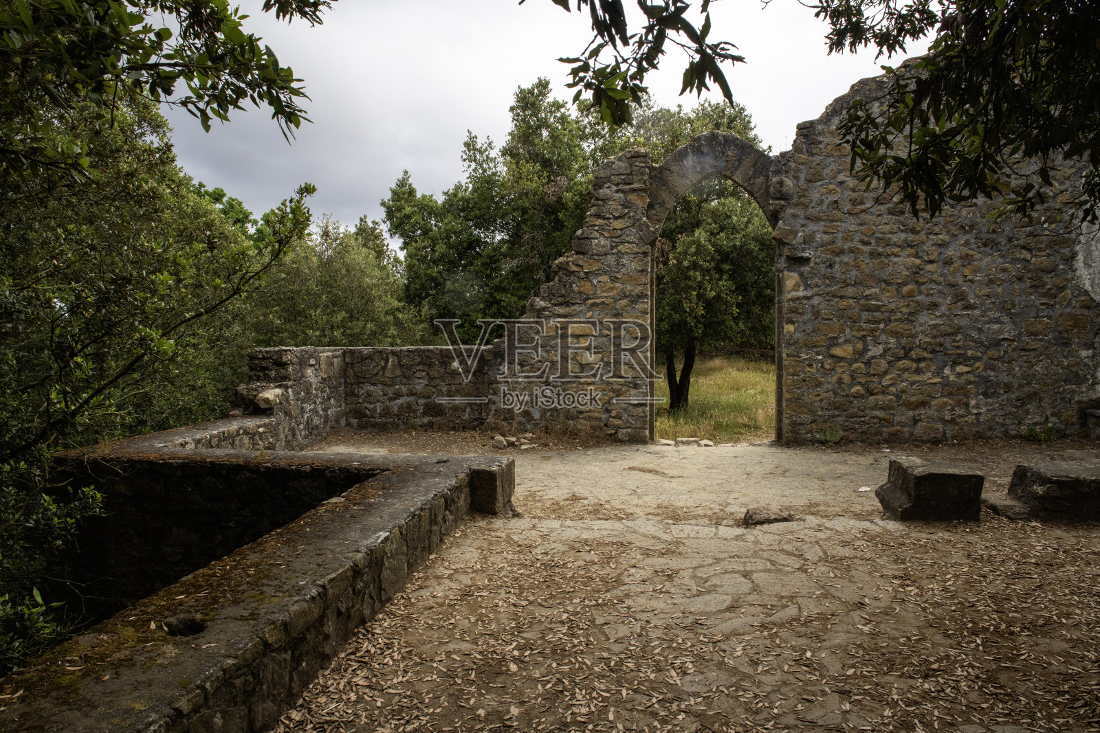 五渔村的城墙遗址照片摄影图片