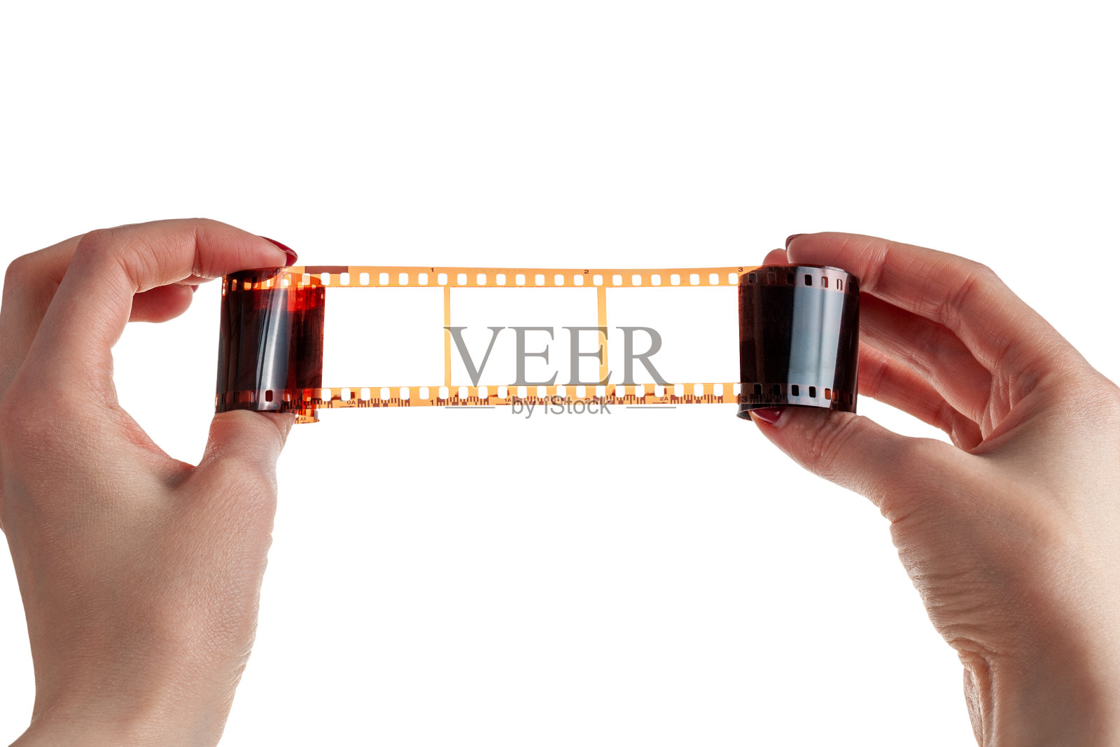 35mm胶片用于照片或具有自由帧复制空间的胶片，隔离在白色背景上照片摄影图片