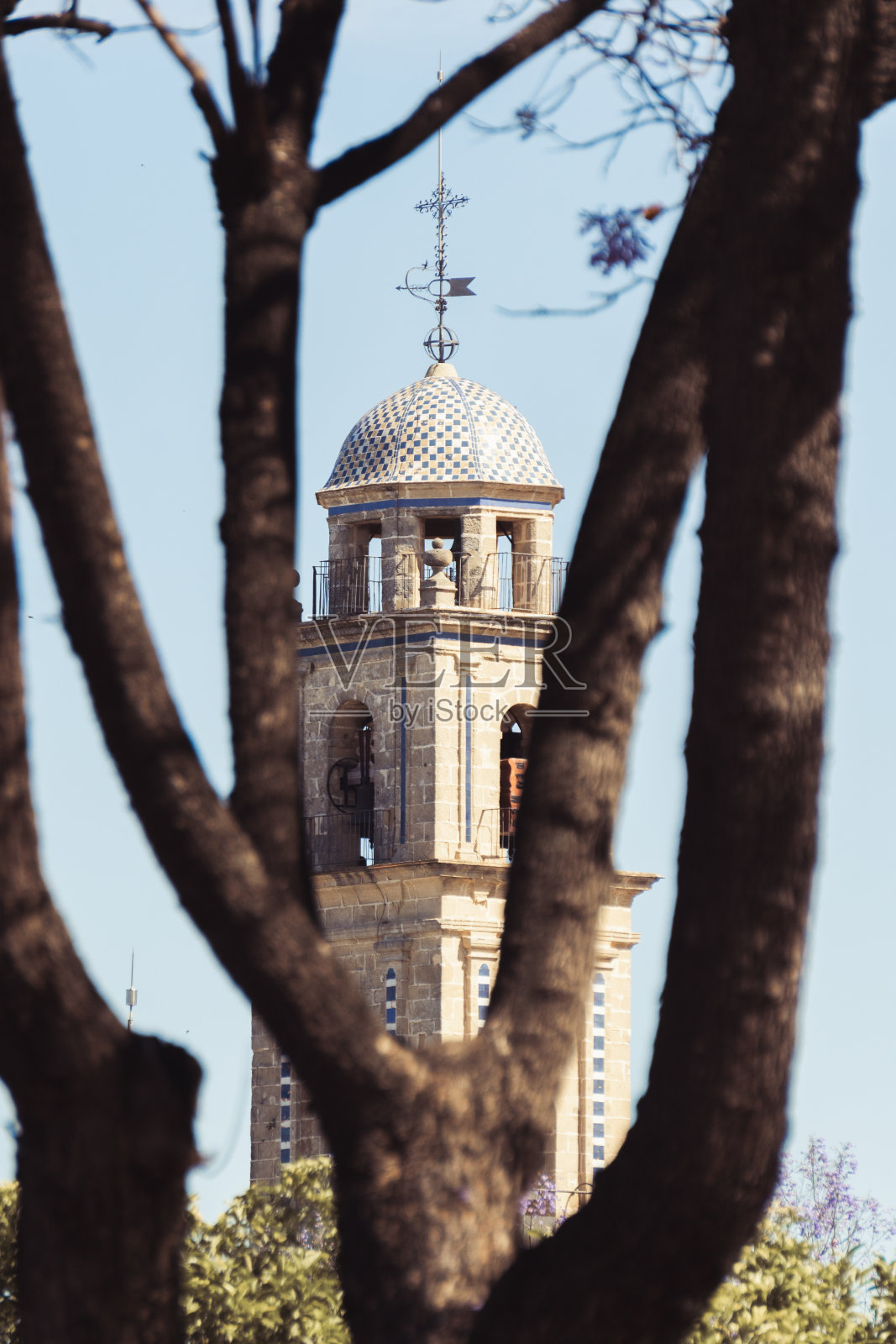 赫雷斯德拉弗朗特拉红衣主教布埃诺蒙雷亚尔的堡垒。照片摄影图片