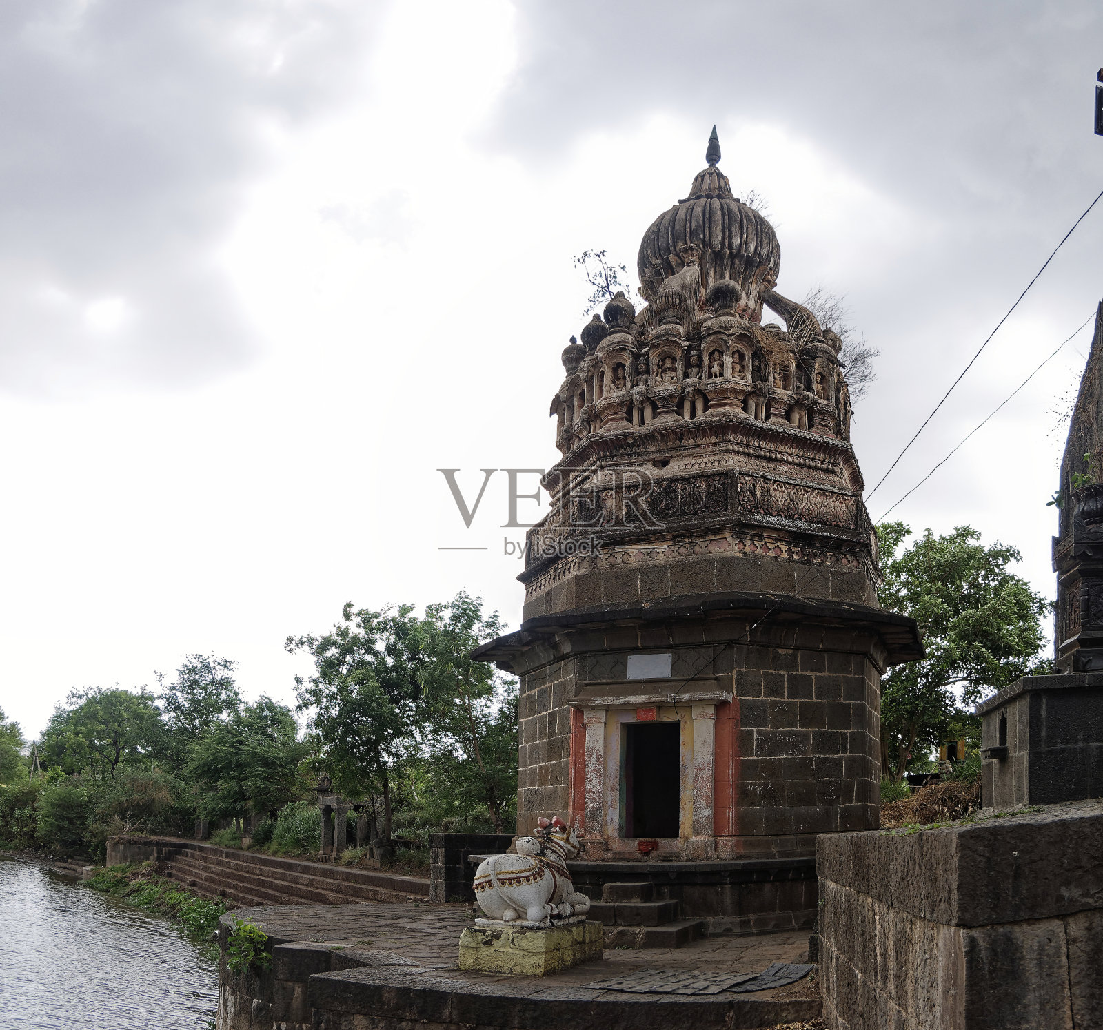 湿婆神的小装饰寺庙建筑照片摄影图片