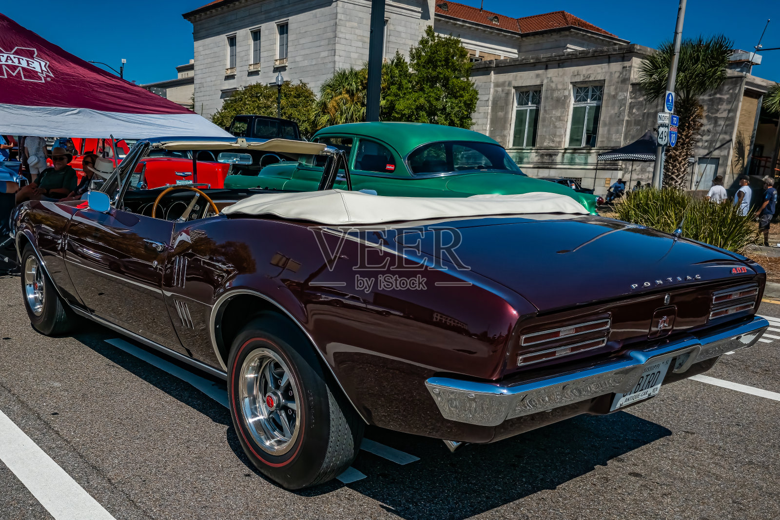 1967年庞蒂克火鸟400敞篷车照片摄影图片