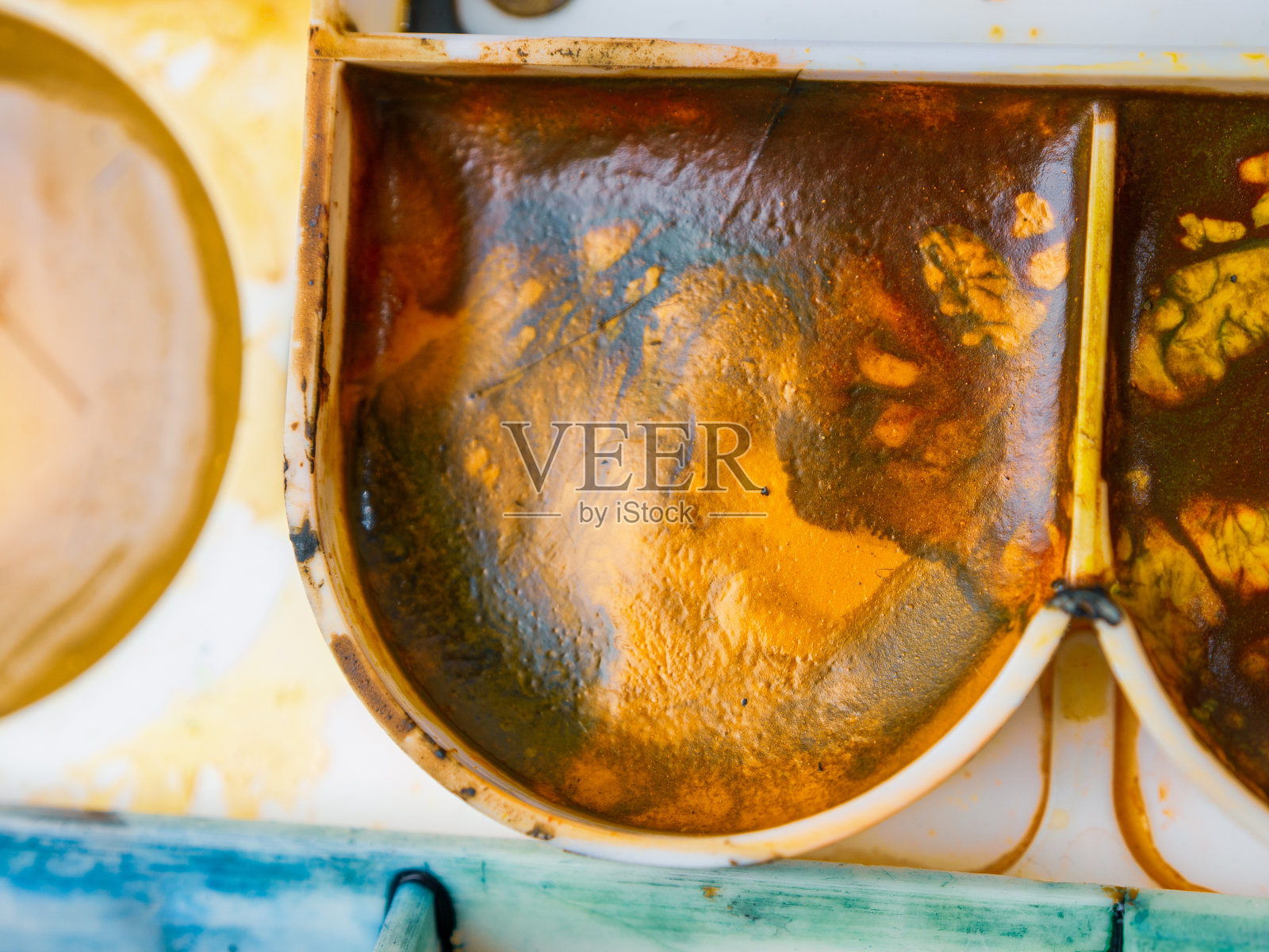 调色板用水彩画特写，宏观，彩色背景的艺术家的调色板，绘画，研究照片摄影图片