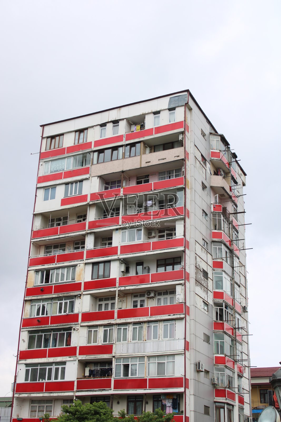 格鲁吉亚巴统五颜六色的公寓楼照片摄影图片