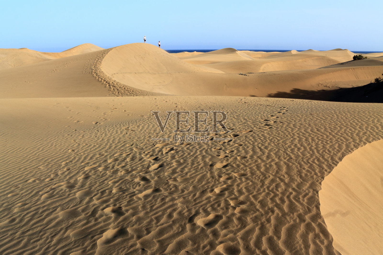 日落时分沙丘的美丽景色照片摄影图片