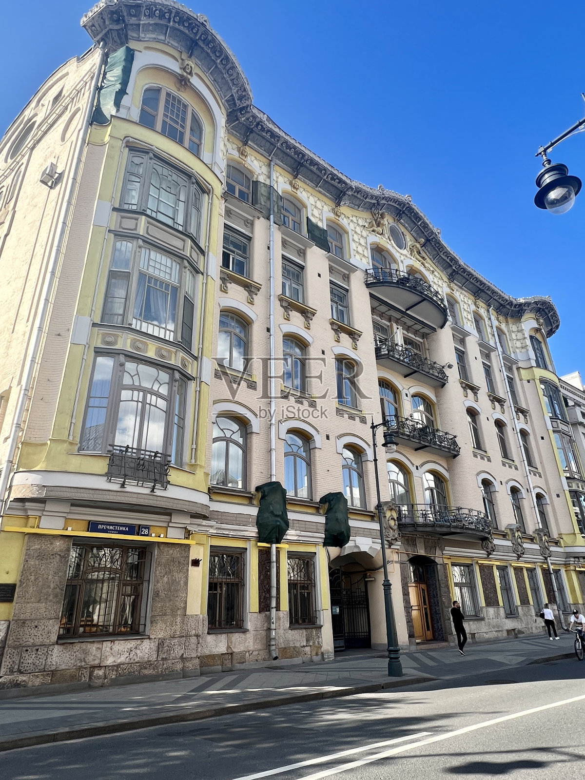 俄罗斯莫斯科市中心的住宅楼照片摄影图片